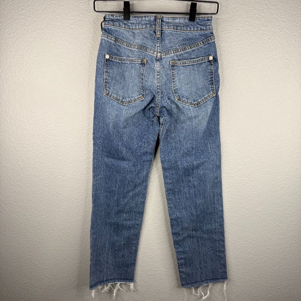 Pilcro Straight Leg Crop Jeans - Picture 4 of 8